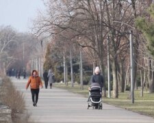 улица / скриншот из видео