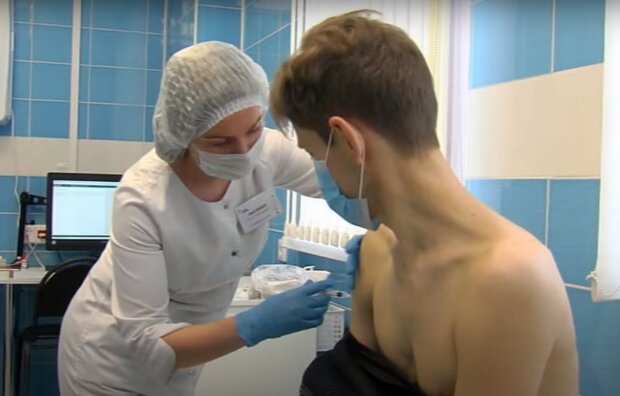 вакцинация, скриншот из видео