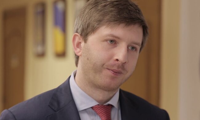 Дело "Роттердам+": дружок Порошенко ловко избежал правосудия, за него возмется Интерпол