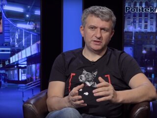 політолог Юрій Романенко