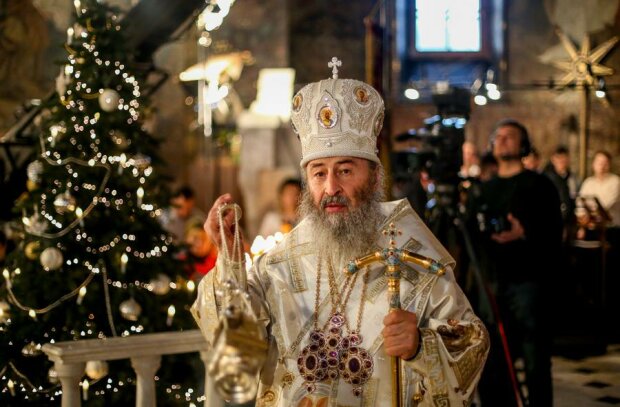 Предстоятель УПЦ побажав віруючим духовних сил та миру на Різдво Христове
