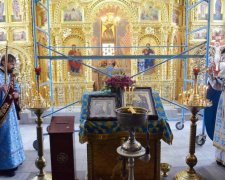 Поднимите мне веки: камера сняла, что творится ночью в церкви