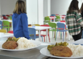 Шкільне харчування. Фото: скрін youtube