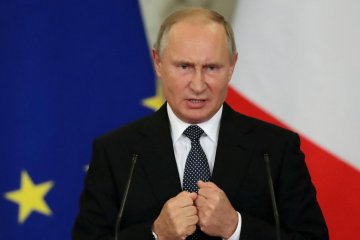 У Путіна розкрили плани по захопленню світу на 2019 рік: творчість душевнохворих
