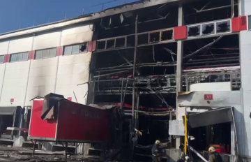 Термінал Нової пошти в Одесі, кадр з відео ДСНС