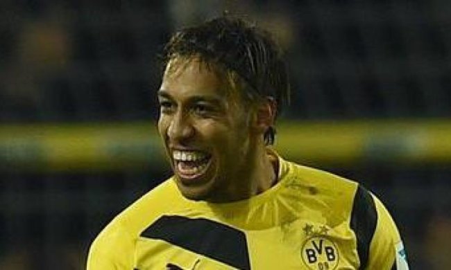 У Німеччині Борусія і Байєр видали результативний двобій