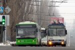У Харкові кондуктор зробила приємно водієві прямо в тролейбусі