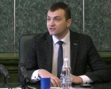 Розлючений Семчишин пообіцяв журналістам солодке життя, догралися: "Паплюжить репутацію"