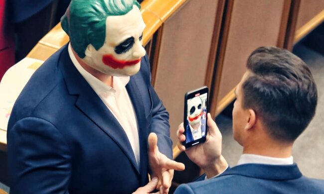 "Джокер Джокерович": Кива в Раде озадачил перевоплощениями, неоднозначное видео