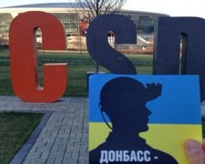 Донецк - это Украина: люди показывают  проукраинские настроения (фото)