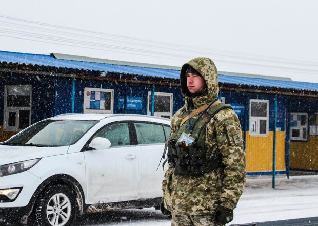 На границе Украины началась бойня, пограничники открыли огонь