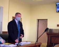 перенесення суду по справі Довбиша та Кухарчука