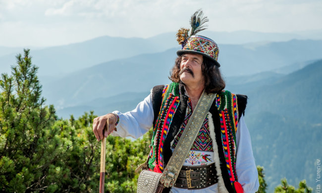 Пророчество мольфаров на 2019 год: "хороший человек" в президенты и судьба оккупированного Донбасса