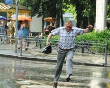 Київ сидить на "фекальній міні", рвонути може у будь-який момент: подробиці "із запашком"