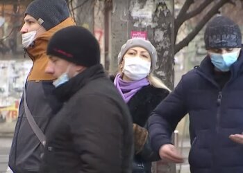 Люди в масках, скриншот: Youtube