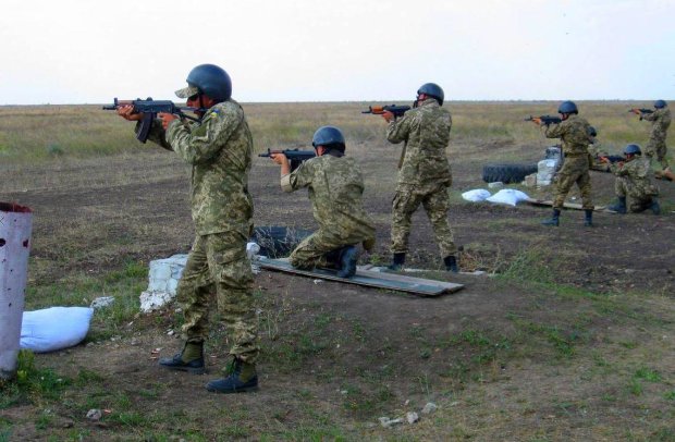 Під Києвом українські солдати підірвалися на невідомому предметі