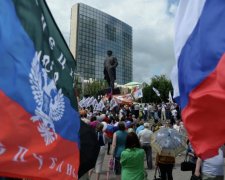 Мешканці "ДНР" розповіли про стрімко зростаючі кладовища