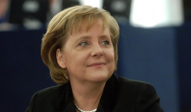 В Париже согласовали особый статус Донбасса - Меркель