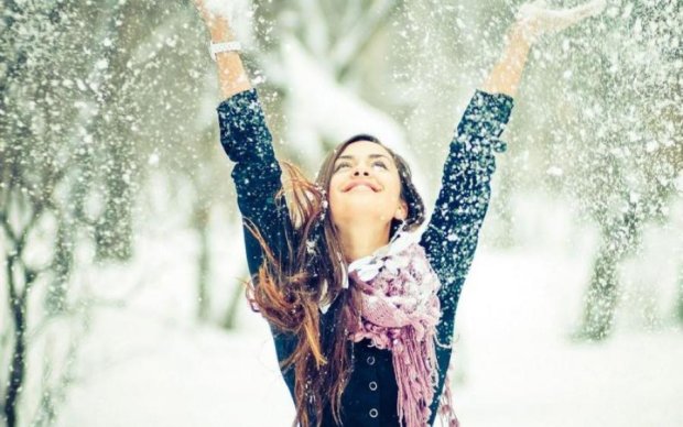 10 простих способів зберегти м'якість губ взимку
