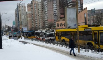 З рахунків "Київавтодору" та "Київпастрансу" мільйони виведені "до кишені" чиновників: цифри шокують