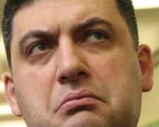 Гройсман уехал в Одессу восстанавливать дороги