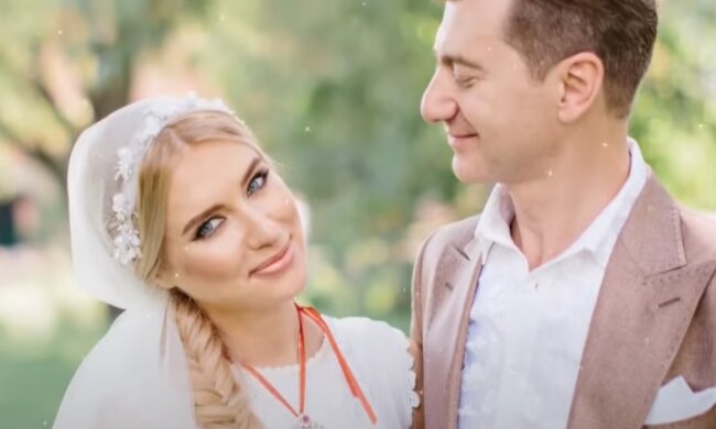 Скрин, видео YouTube Никитин и Горбачова