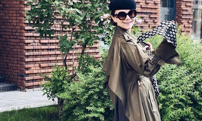 Молодая жена Петросяна Брухунова спускает миллионы на карантине, чтобы выглядеть как "бабушка" - "разлучницу" поймали на безумных тратах