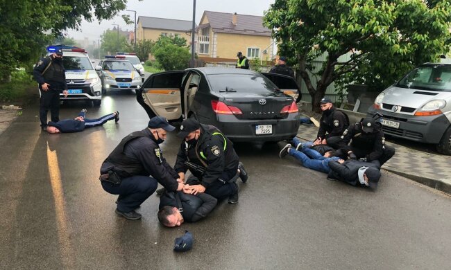 Стрілянина під Києвом // фото очевидців