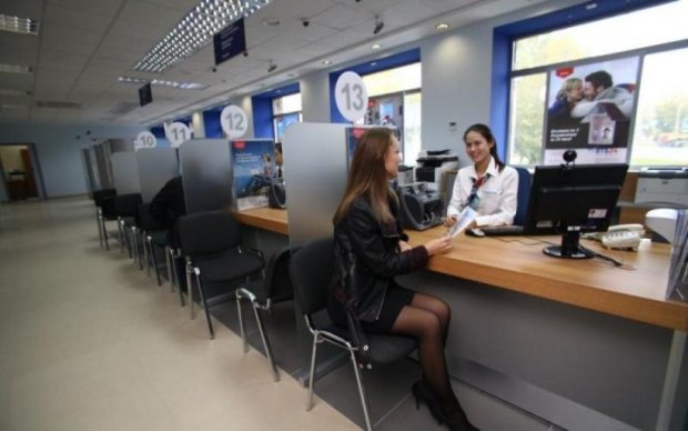 Банкам дозволили красти депозити українців