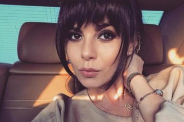 Настя Каменських "забула" спідницю та показала найпотаємніше: фото