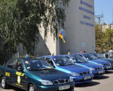 У водителей-новичков отнимут все, права в первую очередь