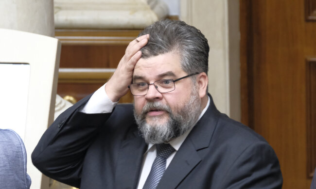 Скандальный Яременко написал заявление об отставке, но есть одно но: "С целью спасения"