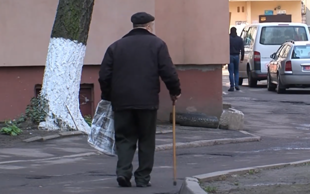 Пенсіонерам збільшать надбавки з 1 січня