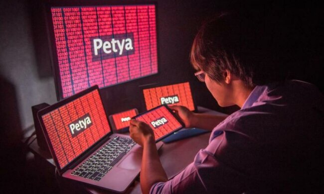 Справедливість восторжествувала: Британія змусить відповісти Росію за кібератаку на Україну