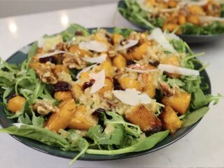 Осенний салат с тыквой и грецкими орехами:
