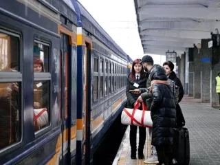 Приміський поїзд Укрзалізниці