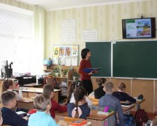 "Підемо до Зеленського!": батьків вінницьких першокласників поставили "на лічильник"