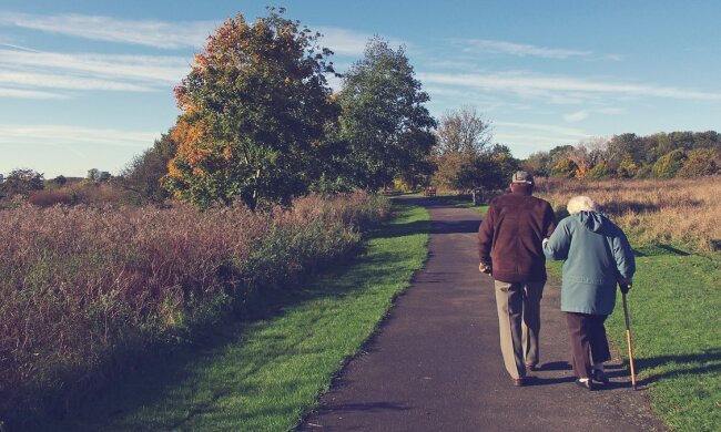 пенсионеры в Украине, фото Pxhere