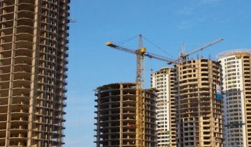 Київський будівельник провалився в шахту і загинув