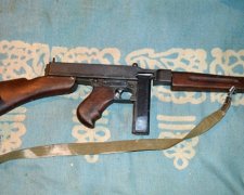 Зброю гангстерів знайшли на Донеччині (фото)
