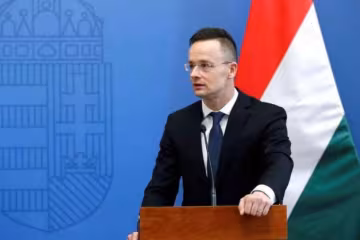 Венгрия опять достала методичку Путина и набросилась на Украину