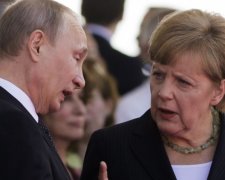 Путін поскаржився Меркель і Олланду на блокаду Донбасу