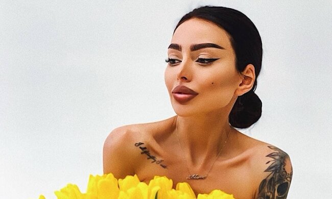 Алена Омович