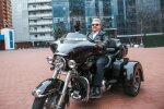 Поплавський показав, чим заманює молодих студенток: "Він моя квартира, він мої вініри"