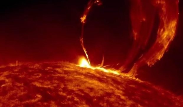 NASA показало "плевок Сатаны" на Солнце (видео)