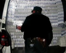 Муж сотрудницы посольства Украины занимался контрабандой