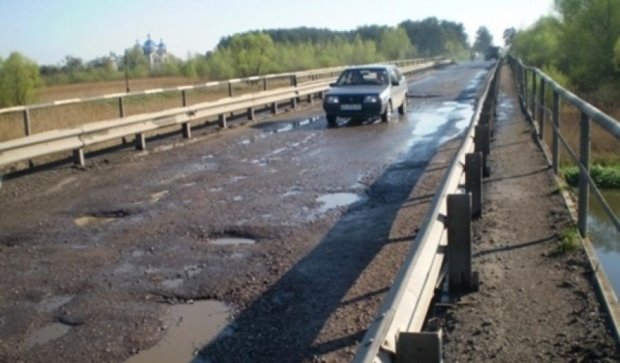 Аварийные мосты в Украине: Кличко легко отделался