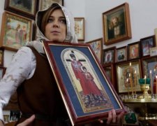 В гостях у Поклонської: у РФ піде з молотка мрія "няш-мяш"