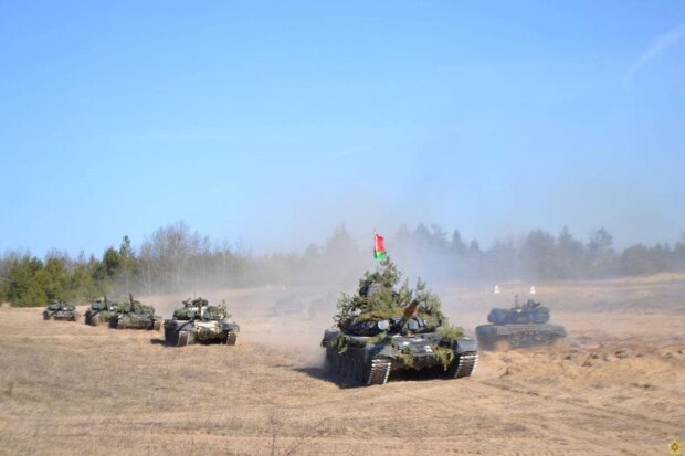 Білоруські військові, фото: Facebook