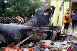 На Суматре упал истребитель, скриншот из видео